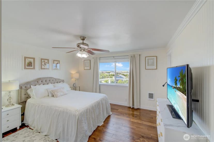 Property photo for 1005 346th Place, Ocean Park photo 14