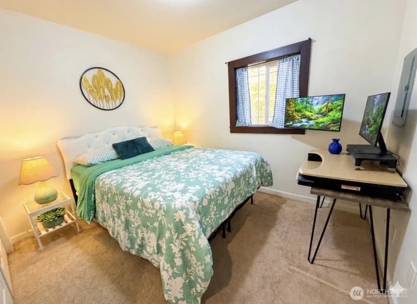 Property photo for 1320 S 131st Place, Burien photo 30
