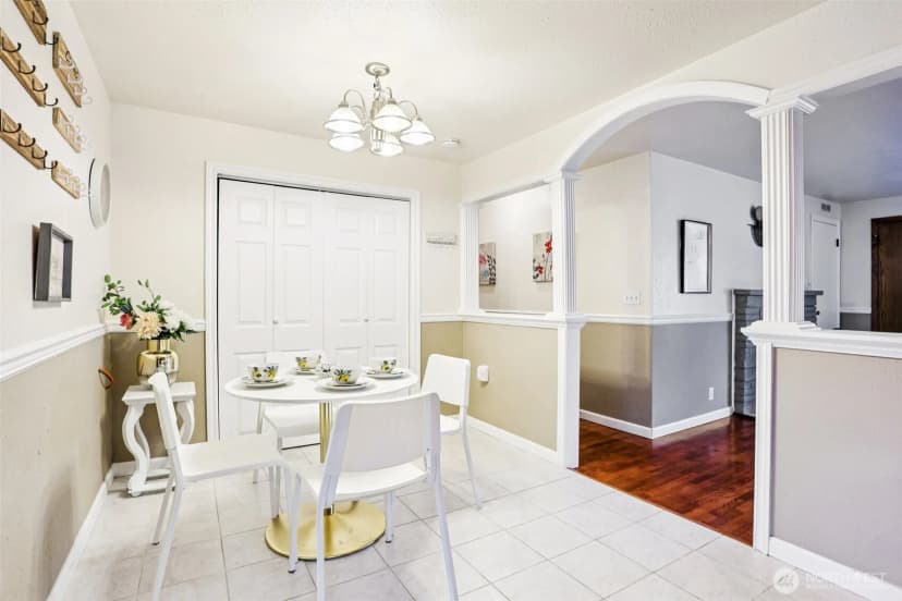 Property photo for 1320 S 131st Place, Burien photo 10