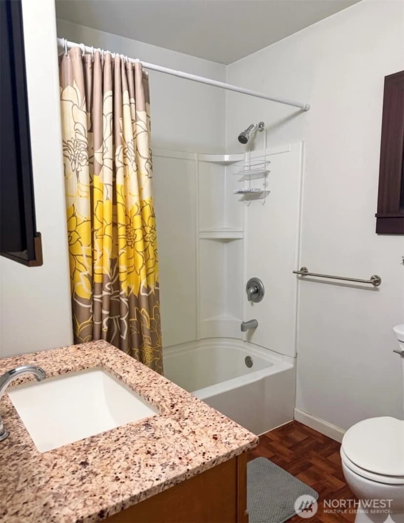 Property photo for 1320 S 131st Place, Burien photo 38