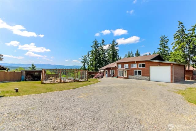Property photo for 3116 Harts Lake Road S, Roy photo 4