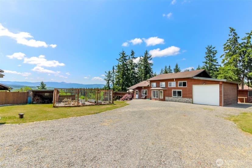 Property photo for 3116 Harts Lake Road S, Roy photo 4