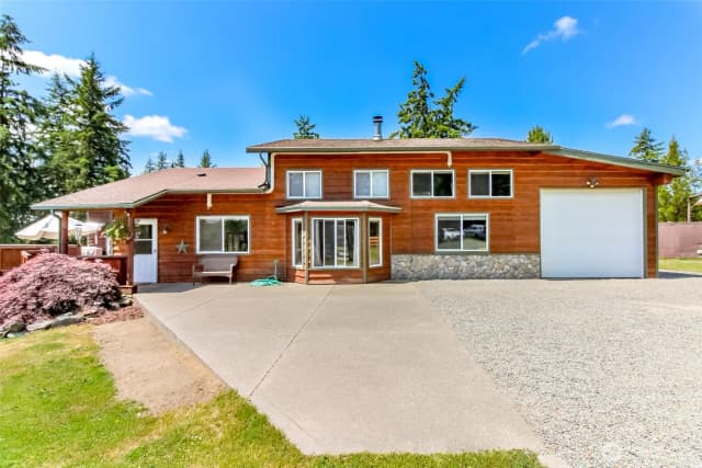 Property photo for 3116 Harts Lake Road S, Roy photo 2
