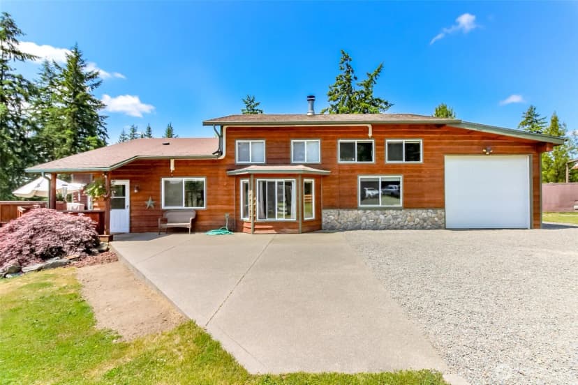 Property photo for 3116 Harts Lake Road S, Roy photo 2