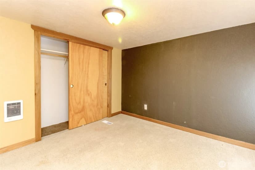 Property photo for 3116 Harts Lake Road S, Roy photo 24