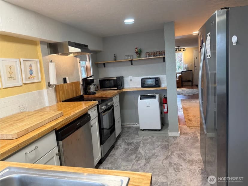 Property photo for 919 Pacific Avenue, Bremerton photo 9