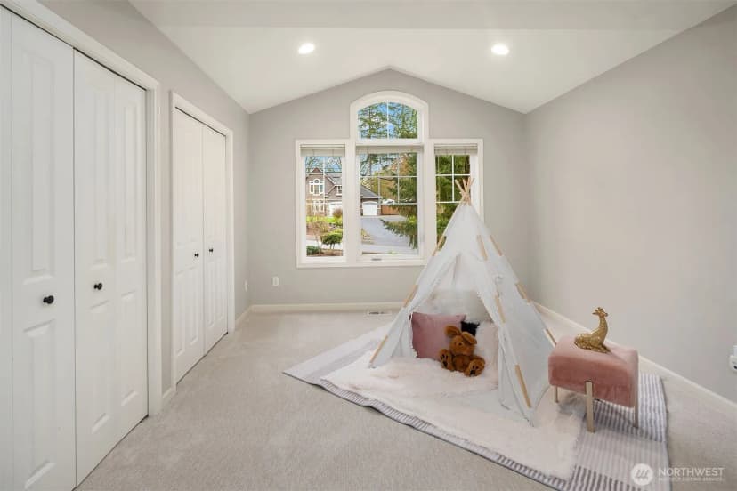 Property photo for 19585 166th Avenue Ne, Woodinville photo 24