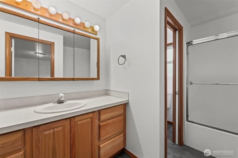 Property photo for 928 N Heatherwood W, Tacoma photo 25