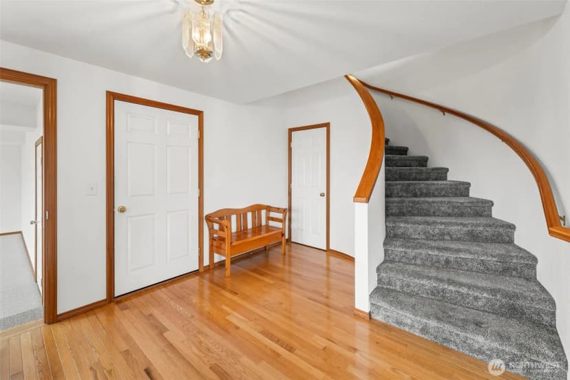 Property photo for 928 N Heatherwood W, Tacoma photo 26