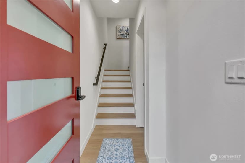 Property photo for 4404 S Othello St #a, Seattle photo 5