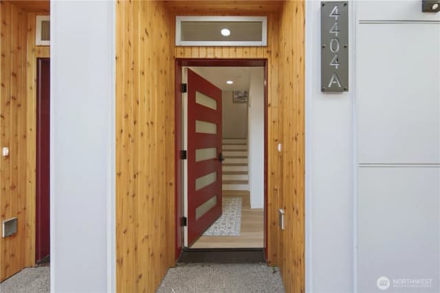 Property photo for 4404 S Othello St #a, Seattle photo 4
