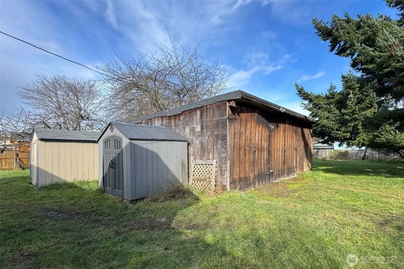 Property photo for 2367 E Fourth Avenue, Port Angeles photo 23