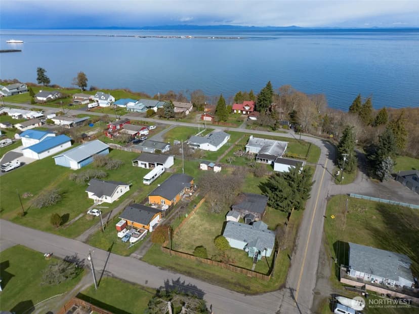 Property photo for 2367 E Fourth Avenue, Port Angeles photo 35