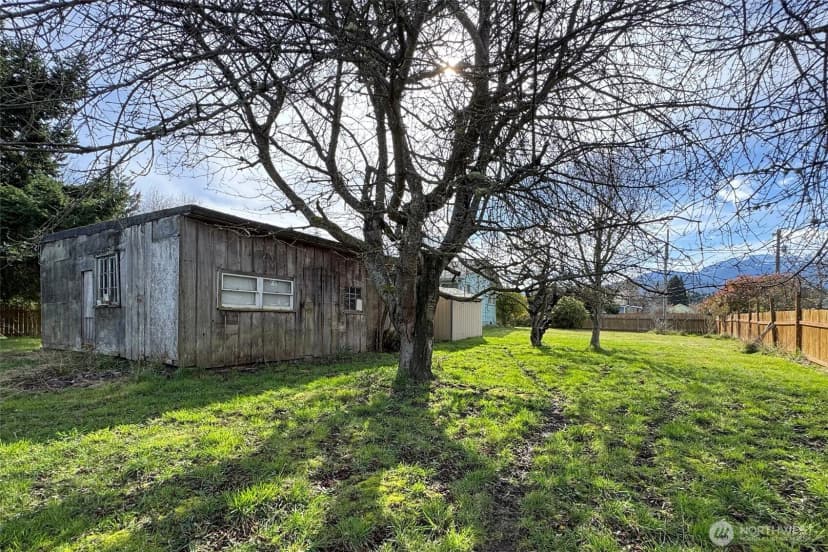 Property photo for 2367 E Fourth Avenue, Port Angeles photo 31