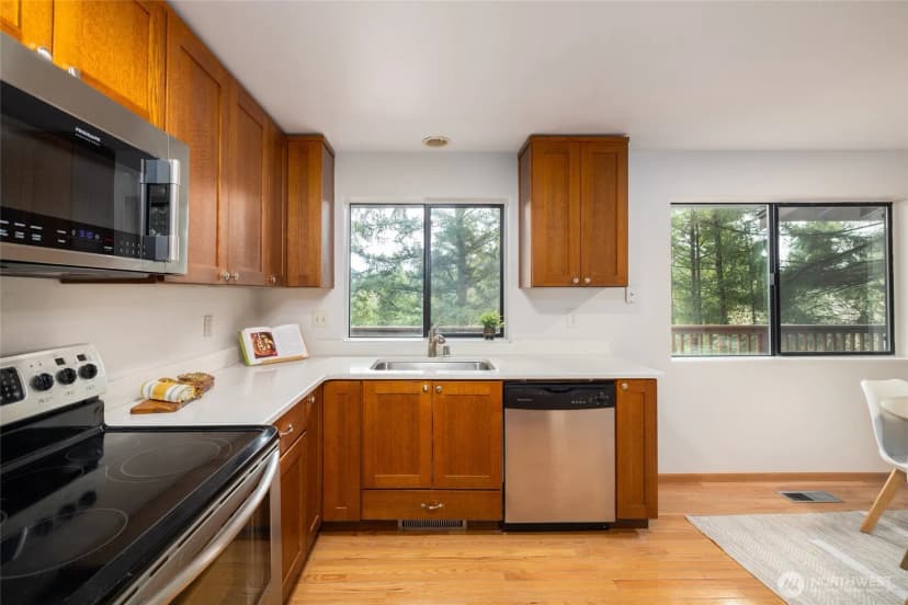 Property photo for 629 Shushwap Lane, La Conner photo 13