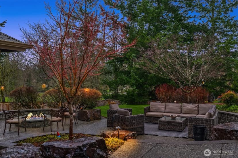 Property photo for 955 211th Place Se, Sammamish photo 33