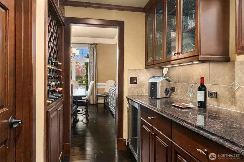 Property photo for 955 211th Place Se, Sammamish photo 15