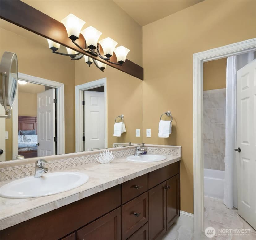 Property photo for 955 211th Place Se, Sammamish photo 28