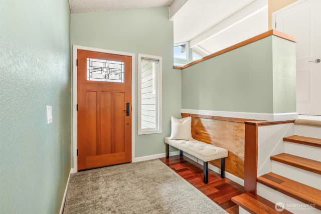 Property photo for 6439 Ne 188th Street, Kenmore photo 4