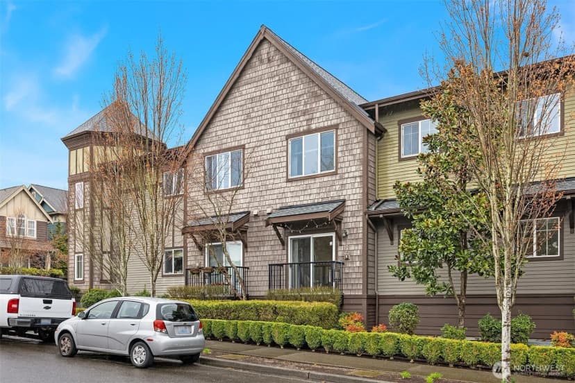 Property photo for 1736 10th Avenue Ne #c110, Issaquah photo 2