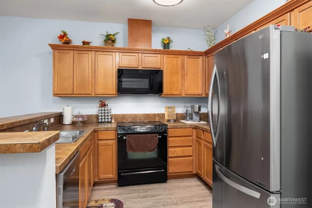 Property photo for 1736 10th Avenue Ne #c110, Issaquah photo 5
