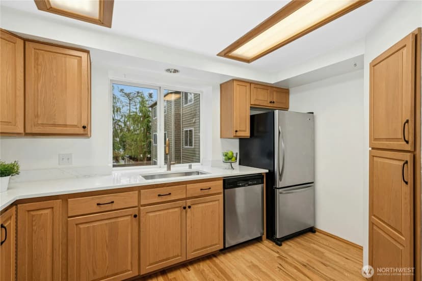 Property photo for 726 N 94th Street #b, Seattle photo 11