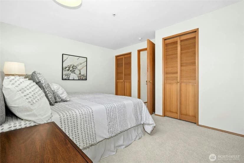 Property photo for 726 N 94th Street #b, Seattle photo 15