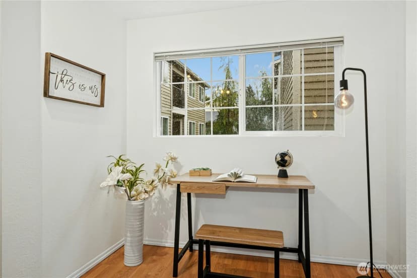 Property photo for 726 N 94th Street #b, Seattle photo 12
