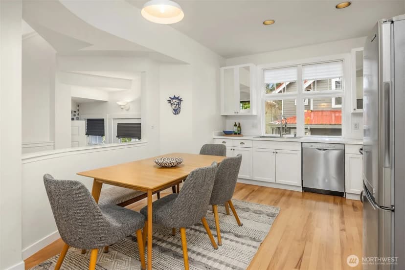 Property photo for 672 Madison Avenue N #14, Bainbridge Island photo 8