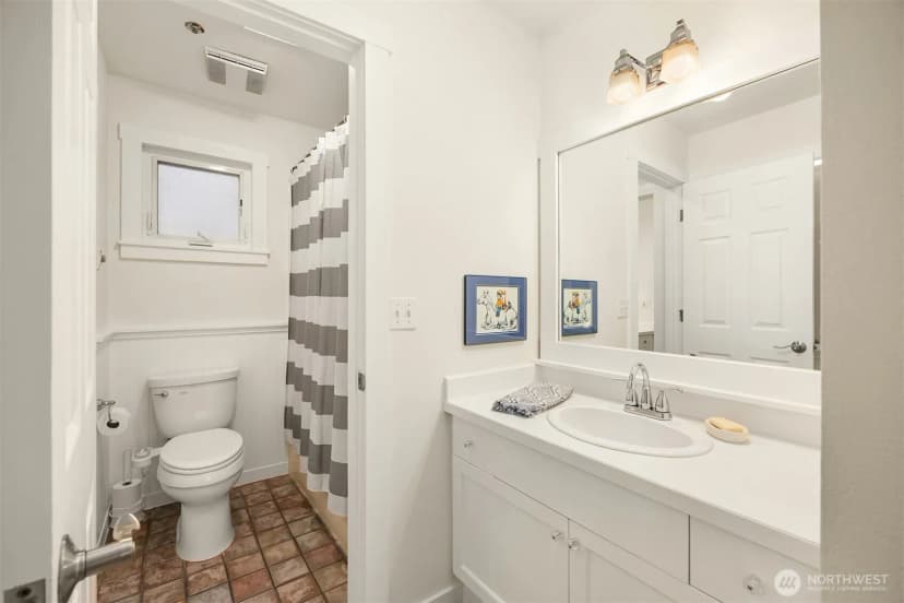 Property photo for 672 Madison Avenue N #14, Bainbridge Island photo 19