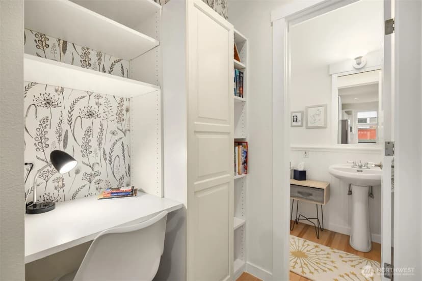Property photo for 672 Madison Avenue N #14, Bainbridge Island photo 11