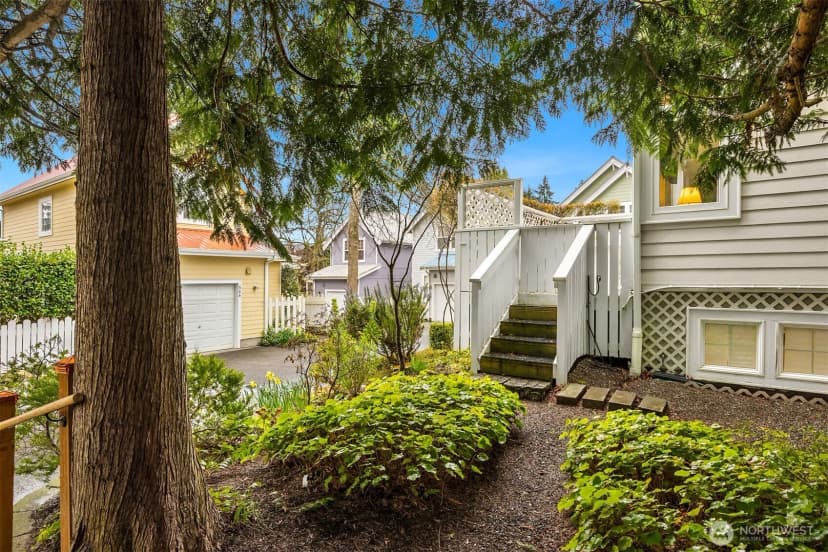 Property photo for 672 Madison Avenue N #14, Bainbridge Island photo 25