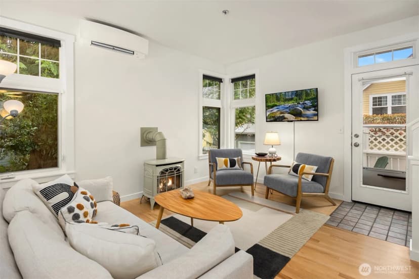 Property photo for 672 Madison Avenue N #14, Bainbridge Island photo 3