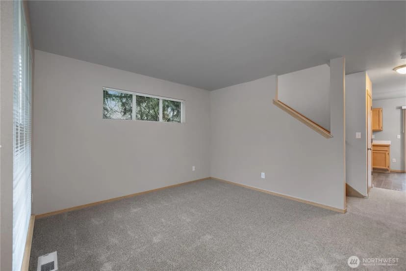 Property photo for 1308 Mills Landing Court Se, Lacey photo 2