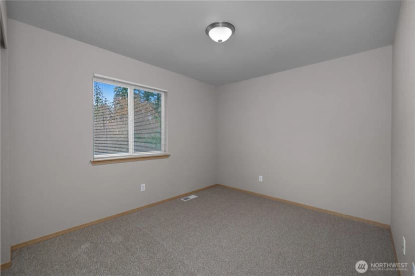 Property photo for 1308 Mills Landing Court Se, Lacey photo 14
