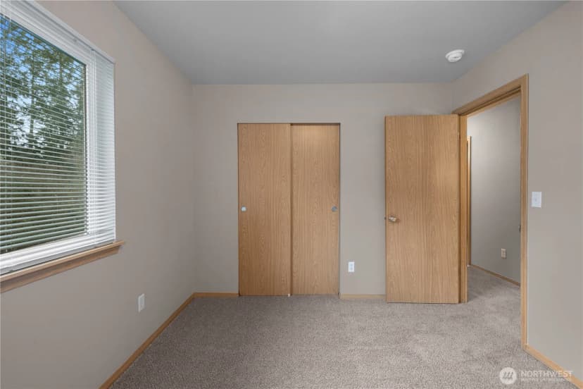 Property photo for 1308 Mills Landing Court Se, Lacey photo 12
