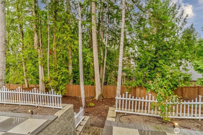 Property photo for 1760 246th Place Ne, Sammamish photo 37