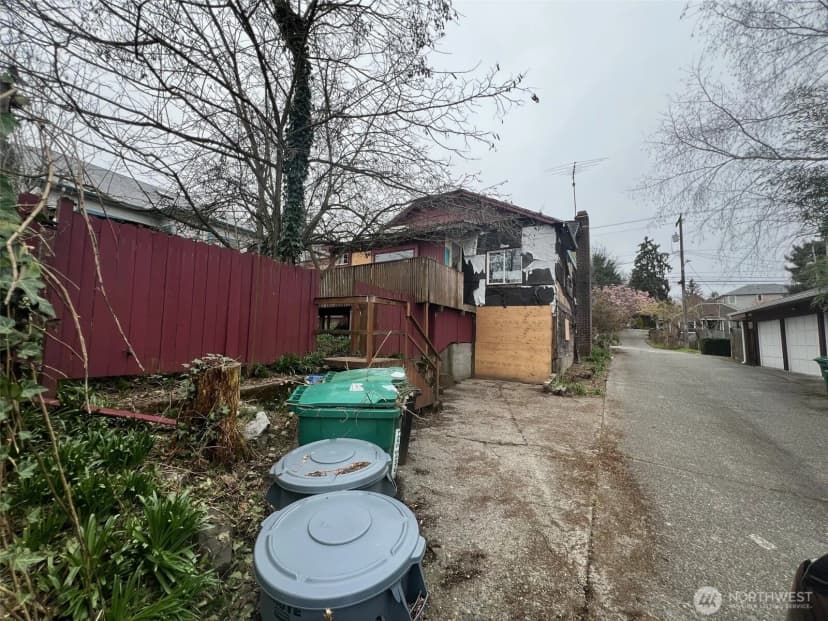 Property photo for 1111 Ne 80th Street, Seattle photo 14