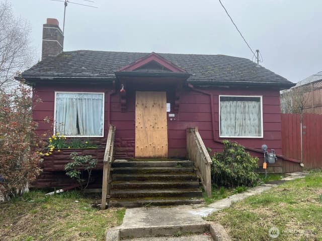 Property photo for 1111 Ne 80th Street, Seattle photo 2