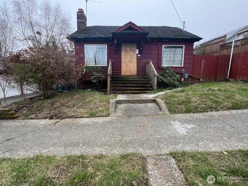Property photo for 1111 Ne 80th Street, Seattle