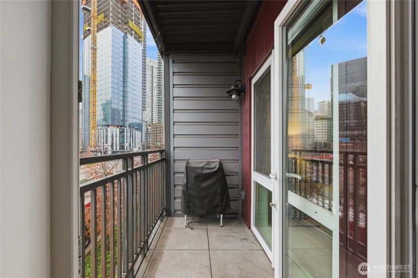 Property photo for 699 John St #319, Seattle photo 15