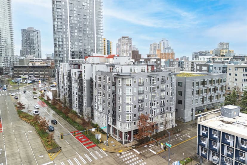 Property photo for 699 John St #319, Seattle photo 32