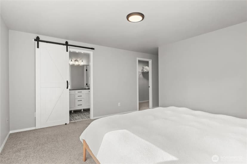 Property photo for 3702 48th Avenue Ne, Tacoma photo 21
