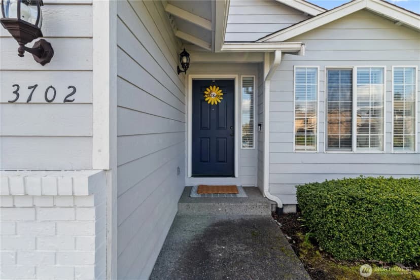 Property photo for 3702 48th Avenue Ne, Tacoma photo 2