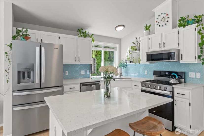 Property photo for 3702 48th Avenue Ne, Tacoma photo 11