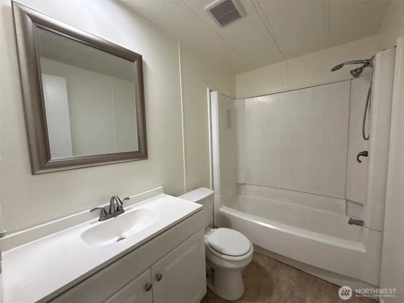 Property photo for 11901 55th Avenue Ne #5, Marysville photo 6