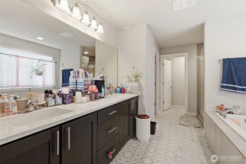 Property photo for 1175 Ne 18th Street, Battle Ground photo 11