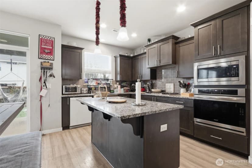 Property photo for 1175 Ne 18th Street, Battle Ground photo 7