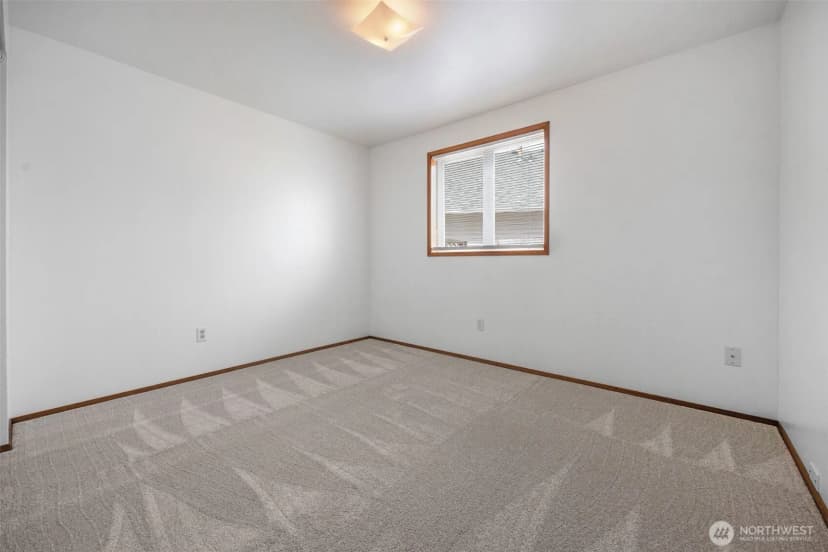 Property photo for 27203 Church Creek Loop Nw, Stanwood photo 14