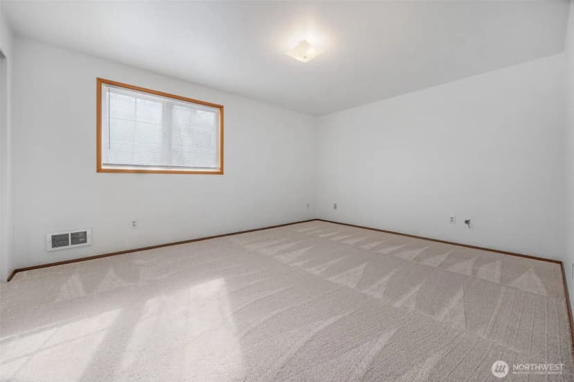 Property photo for 27203 Church Creek Loop Nw, Stanwood photo 11